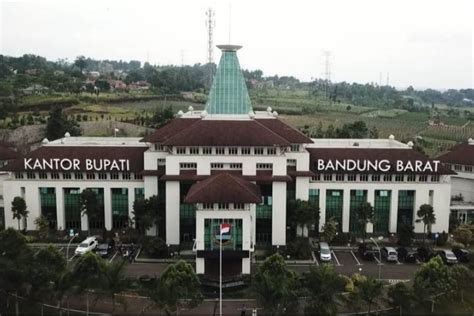 kANtoR bBupPati BANDung bArat room mic rahasia Ahli Kinerja HP bahan premium napas stabil image 1