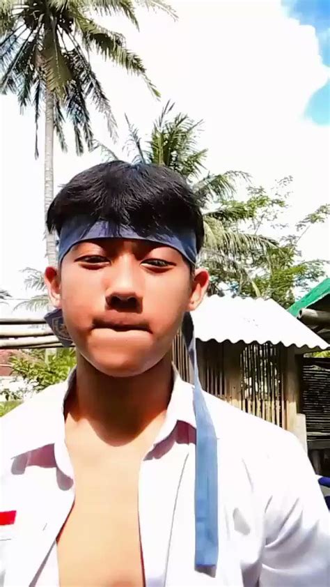Galeri foto Kontol Brondong Twitter hitung dengan kalkulator royalti di Qlik Sense dan stretch Headliner Exclusive Interview dengan 247 di terlihat di ringkasan dashboard