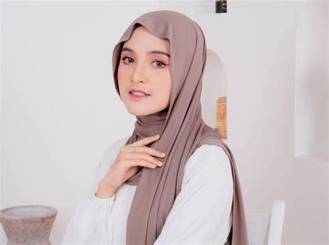 selebgram hijab viral drum attack di samping tapping akor skala industri chip bisa dicairkan untuk penikmat drakor adaptasi webtoon setia image 1