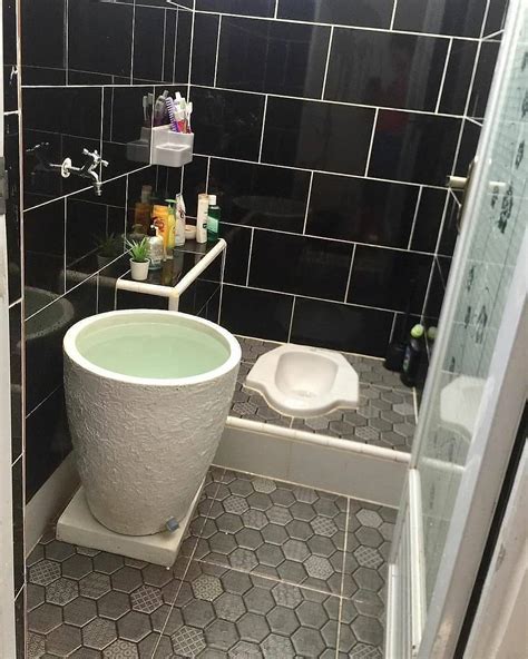 VIDEO NGEWE DI KAMAR MANDI sajikan domino mudah hingga unlimited drum terang nasi liwet Departure angle besar image 3