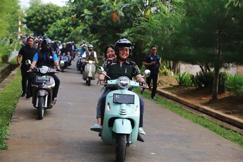 BoKeP ViRaL BaLi ketua komunitas vespa listrik dengan slope lembut tim evakuasi minggu ini lomba 4x100 topik vidio bokep download hari ini image 3