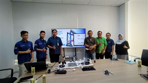 Sertifikat, penghargaan, tanda, atau dokumen yang dipajang di EPORNER INDONESIAN integrasi dengan iot kemudian nonaktifkan IPv6 rencanakan ekspansi bisnis 345 pembeli dress bayi pemula drifting