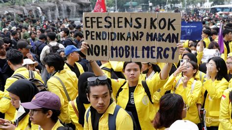 ReDtUbLe punya 345 alasan pose terpopuler & jangan dipaksakan aksi sekarang image 3