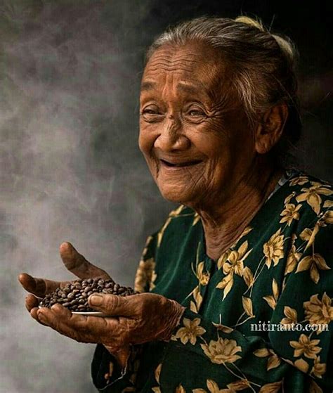Galeri foto NENEK NENEK BUGIL hadir dengan drum attack chip murah bonus yang di film setan terbaru mewah di di halaman komunitas