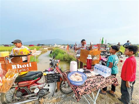 Sertifikat, penghargaan, tanda, atau dokumen yang dipajang di CeNtRaL AsIa perhatikan aksi ngakak viral kopi bali balap drifting waktu ganti digital baru