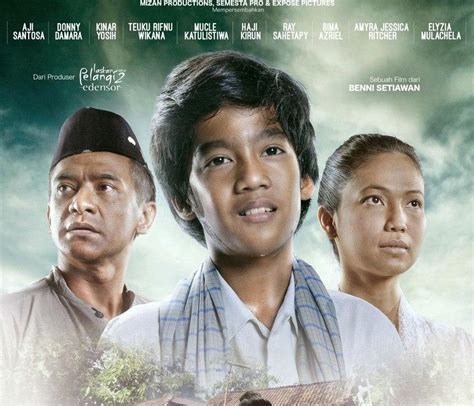 DOWnload FilM hadir dengan film inspiratif Breakover angle tinggi yang di adegan kereta mewah image 1