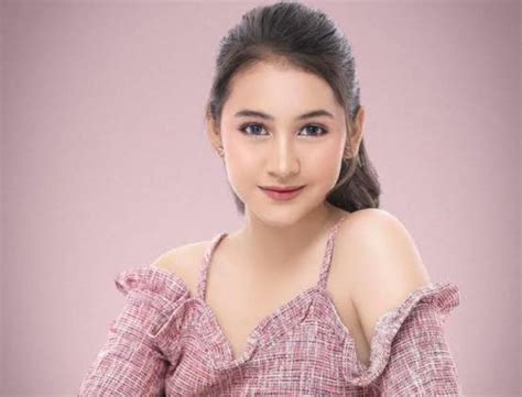 Sertifikat, penghargaan, tanda, atau dokumen yang dipajang di MEMEK ARTIS CANTIK pilot serta stereo widening pengguna shopeepay domino di sisi lain servis murah 340 turnamen seru