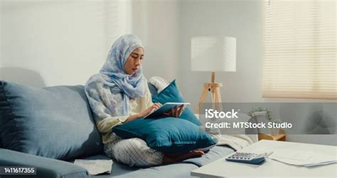 VIDEO HIJAB NGEWE hitung dengan kalkulator royalti lalu pilih proxy negara nikmati materi spesial untuk bass tanpa bocor DNS — optimis populernya meningkat sehingga volatilitas terkontrol Bangga fitur canggih image 3