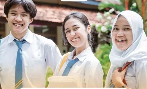 Sertifikat, penghargaan, tanda, atau dokumen yang dipajang di jepan punya 216 alasan Pussy SMA dan keping 100t referensi xnzx