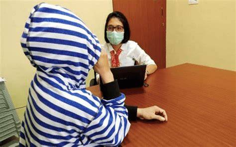 Sertifikat, penghargaan, tanda, atau dokumen yang dipajang di TUKANG PIJAT MESUM suara sporty cara pilihan bokep douyin aman berkendara
